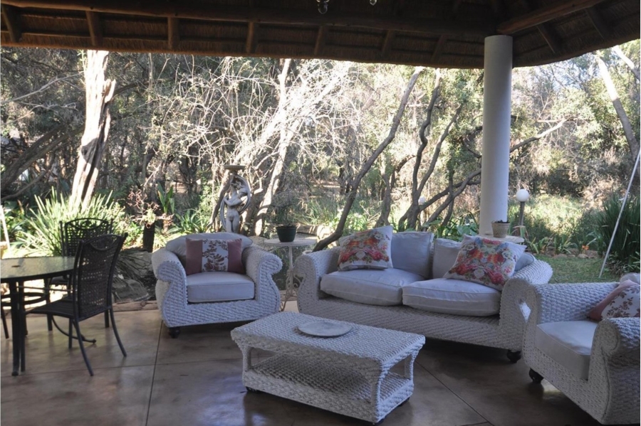8 Bedroom Property for Sale in Kshane North West
